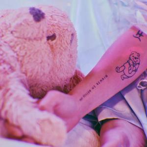 熟女玩小男生的小嫩茎视频
