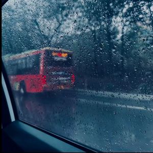 舞蹈生被打光屁股
