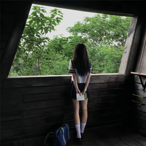 广东少妇和黑人做爱
