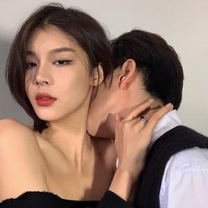 欧美成人🔞高潮片无爱不欢
