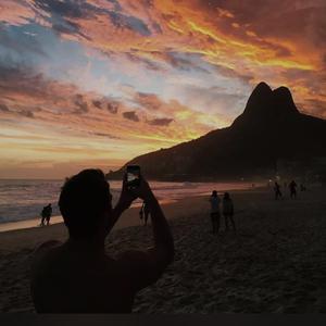 成人自拍视频网站
