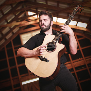 广东少妇和黑人做爱
