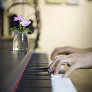 赵薇被扒开内裤无遮挡
